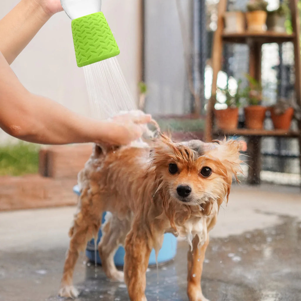 Portable Silicone pet shower head,Summer Outdoor Dogs Shower Water Sprayer,Fits Most 16oz To 2L Plastic Water Bottles Or Bottles