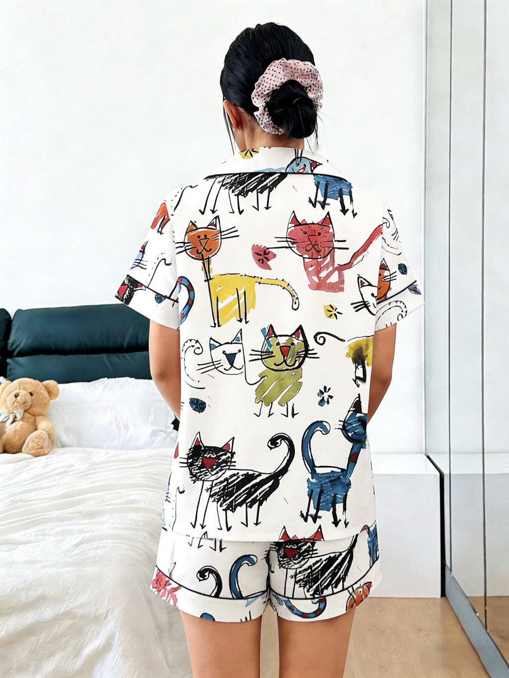 Women Pajamas Cardigan Lapel Short Sleeve Shorts 2 Piece Set Spring Summer Cute Doodle Cat Print Homewear Loungewear